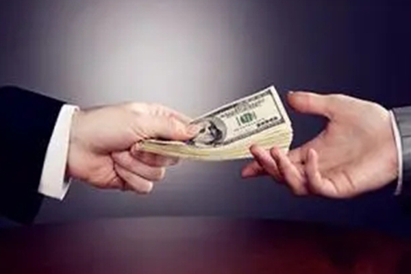 深入分析：那个银行提供更易贷款方案