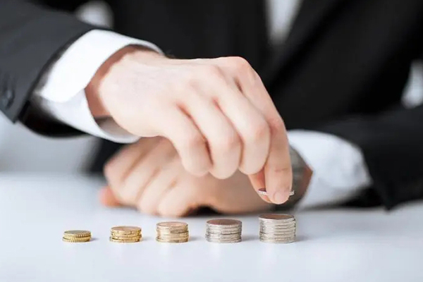 银行卡套现背后的资金流动风险与法律边界